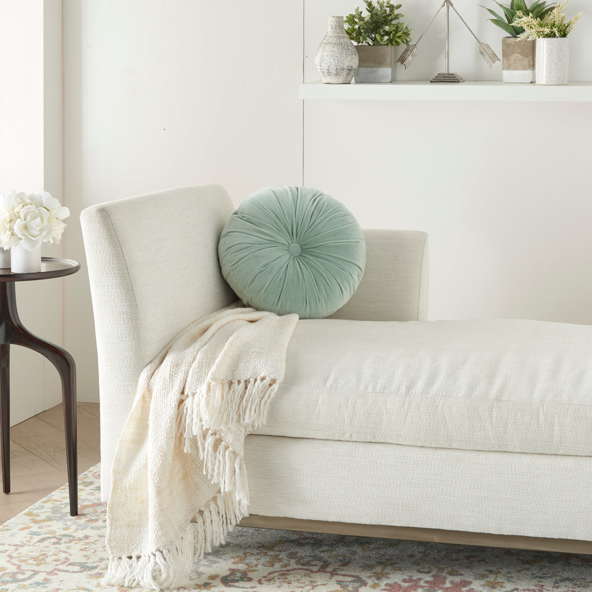 Sofia RC190 Celadon 16" x 16" Round Throw Pillows
