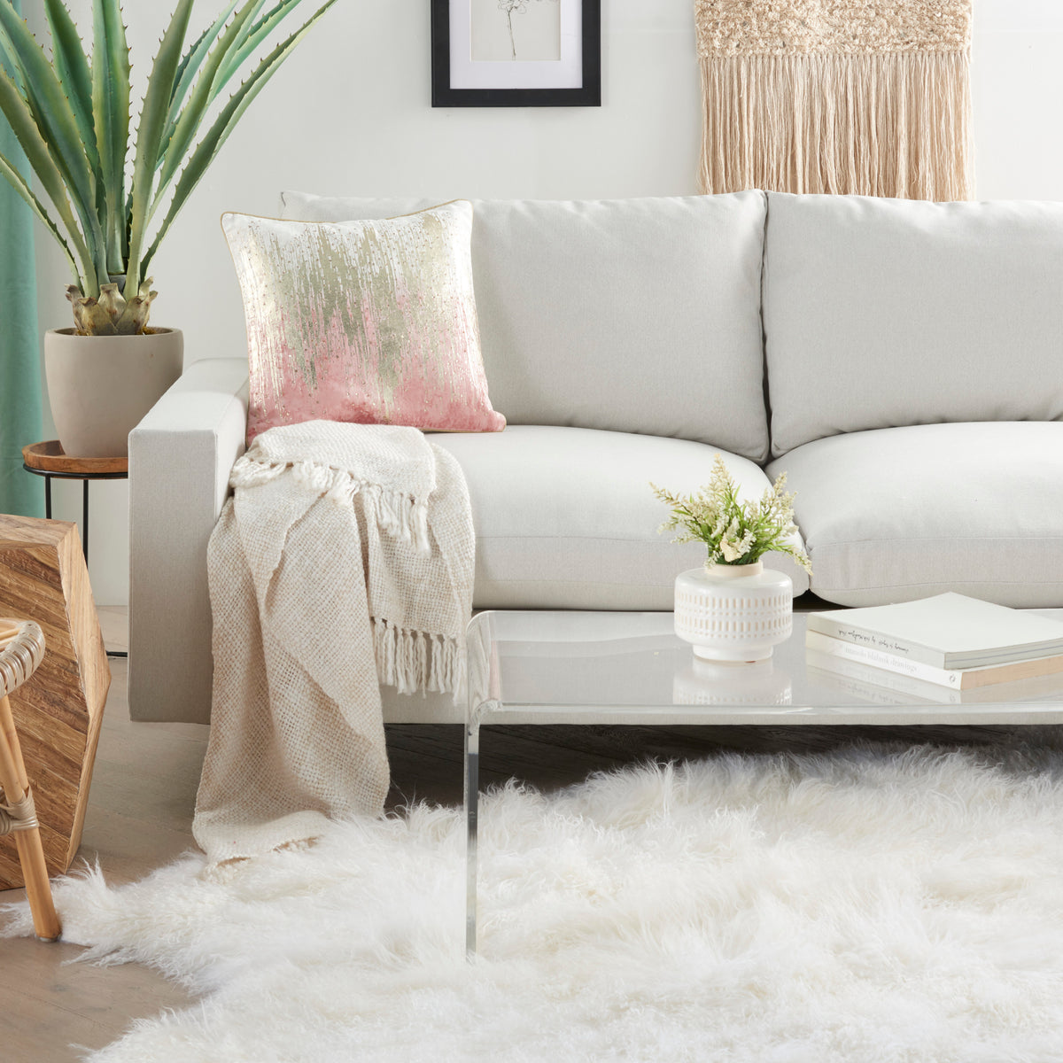 Sofia PN506 Blush 18" x 18" Throw Pillows