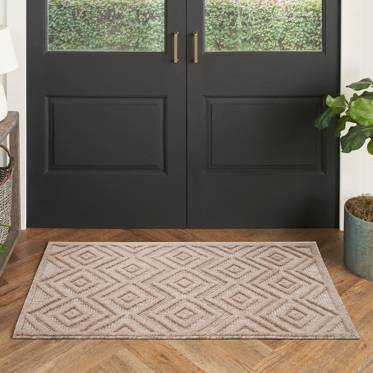 Versatile NRV01 Natural Beige Rug