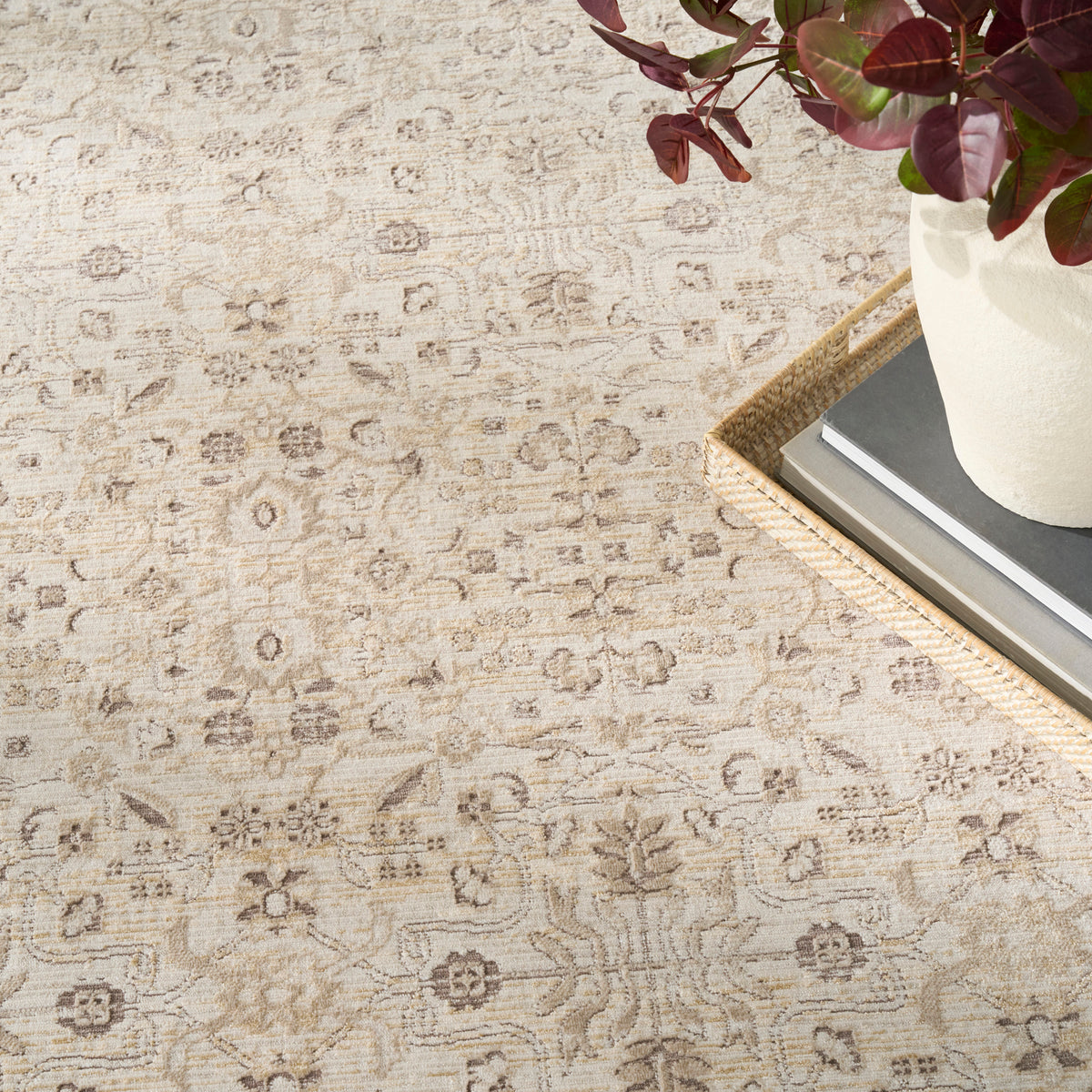 Soft Mist SMI02 Beige Rug