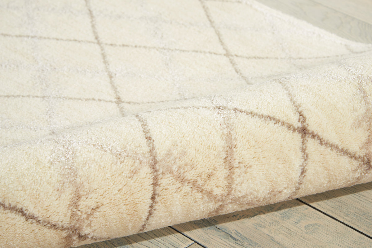 Tranquility TNQ01 Ivory Rug