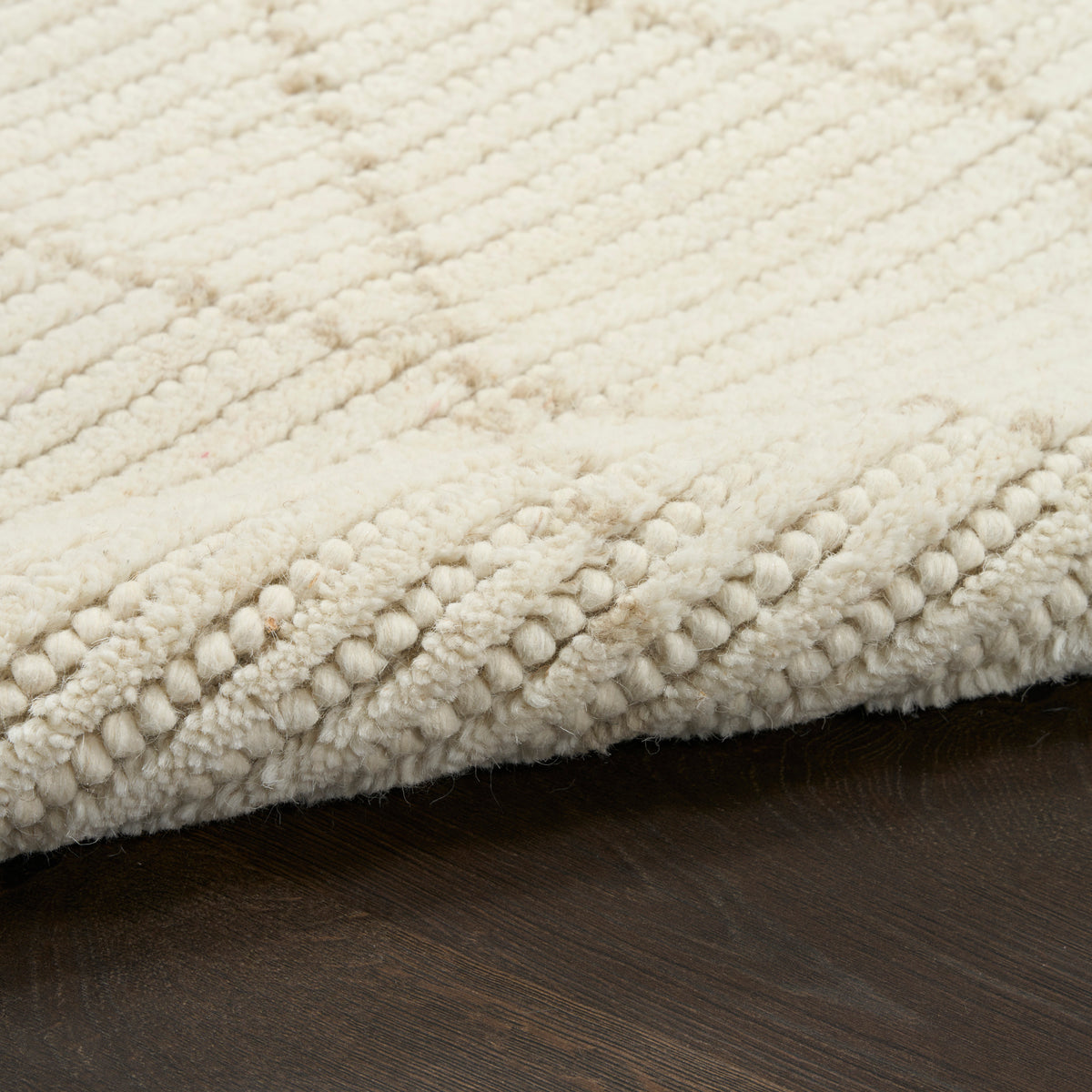 Azure AZU01 Ivory Rug