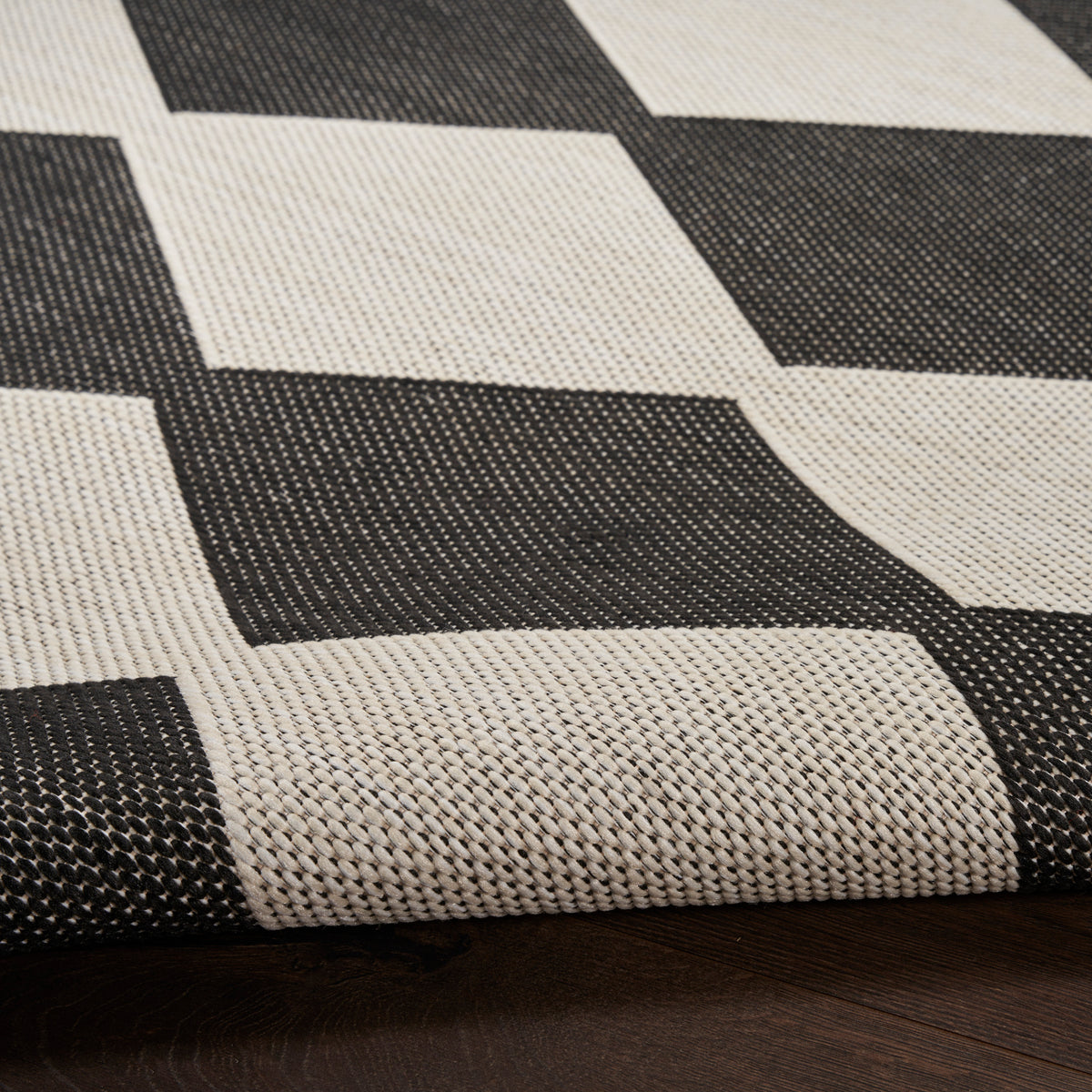 Positano POS04 Black Rug