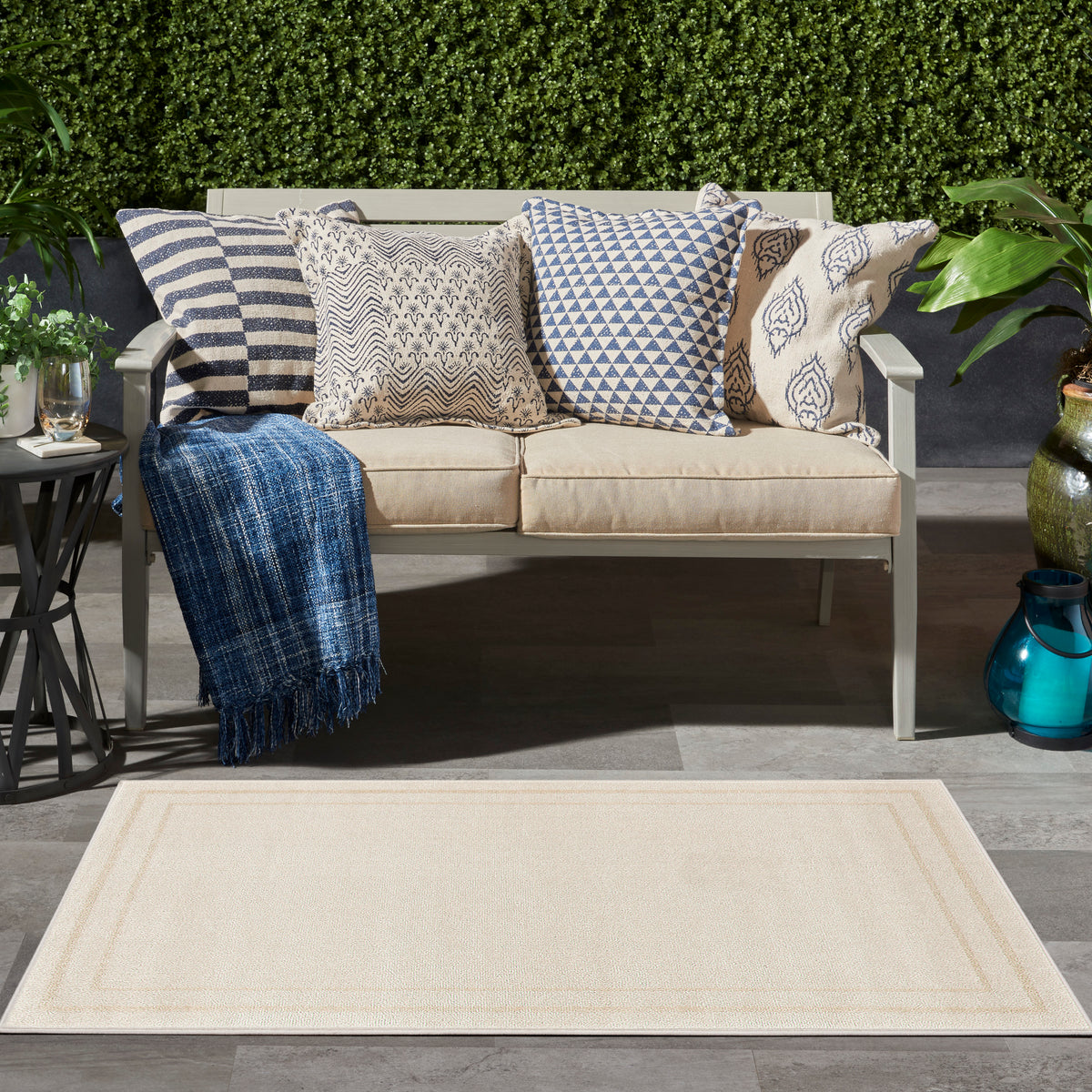 Nourison Essentials NRE02 Ivory Gold Rug