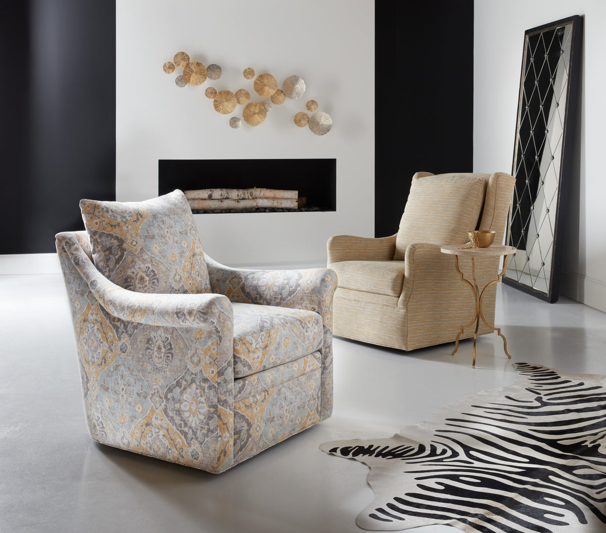 Amari Swivel Chair
