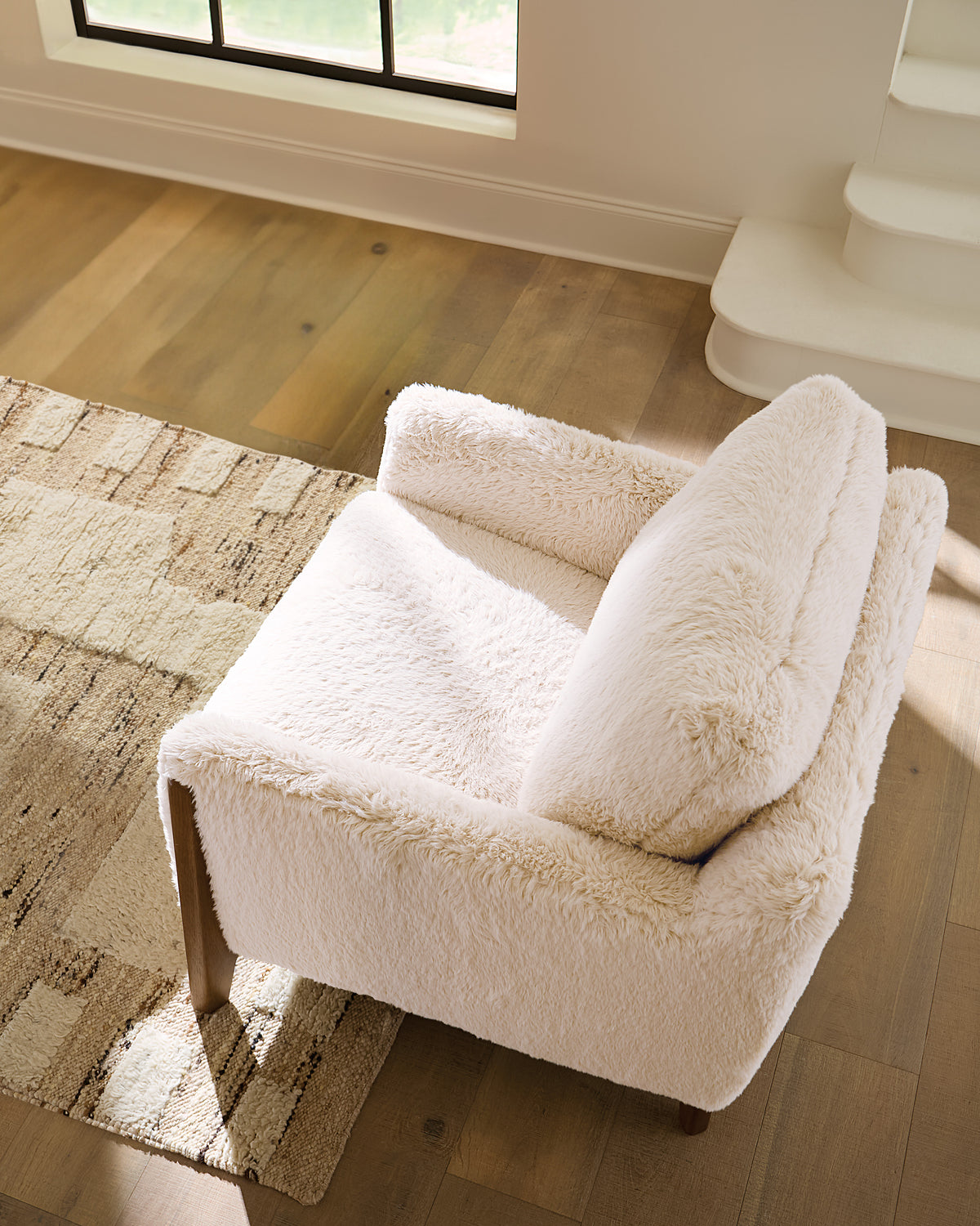 Cynthia Chair