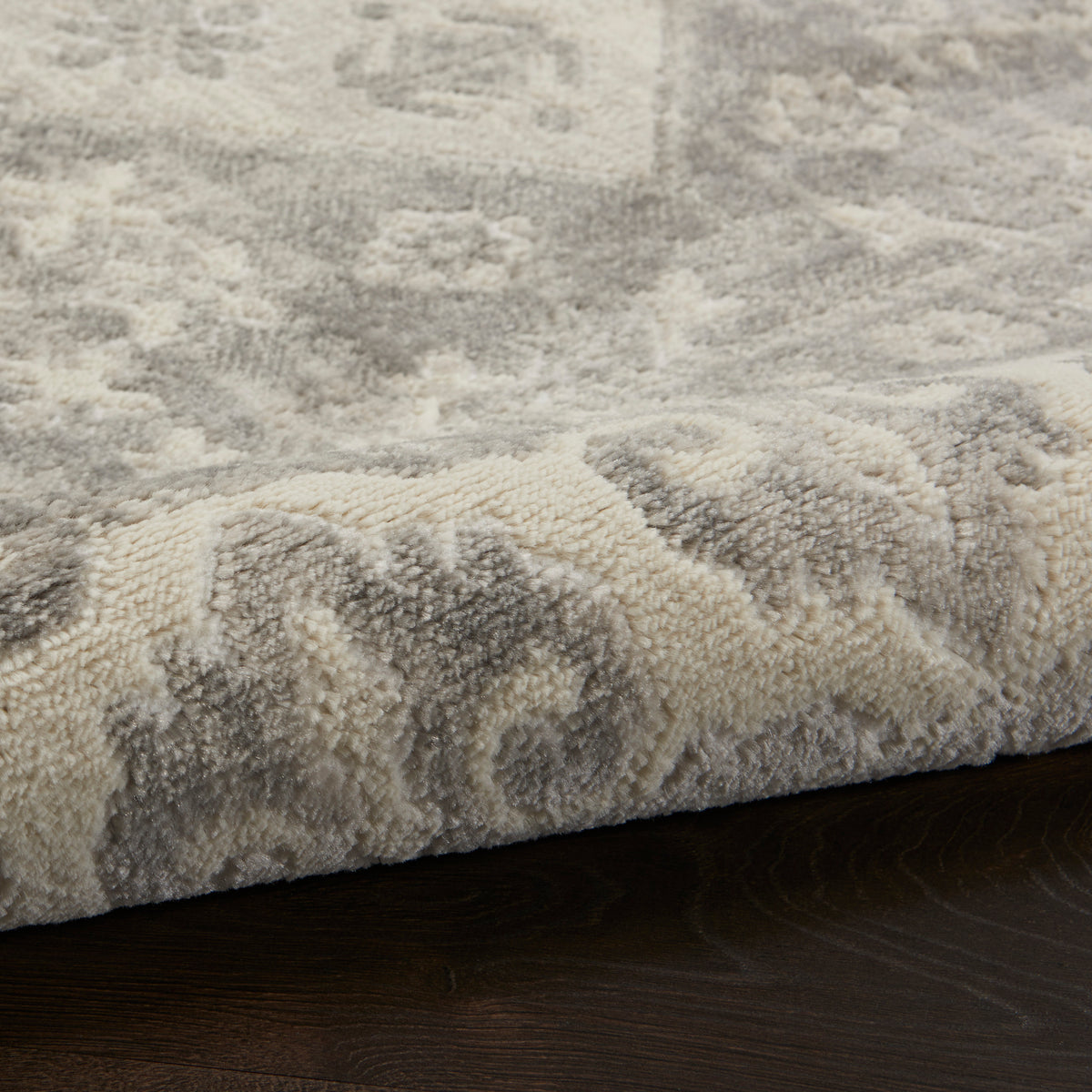 Cyrus CYR05 Ivory Rug
