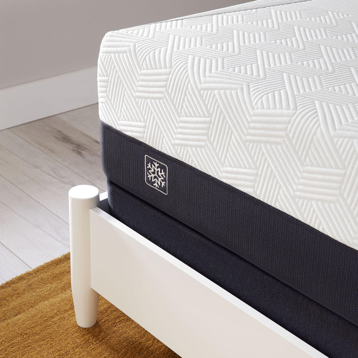 iComfort CF 1000 12" Hybrid Medium Mattress