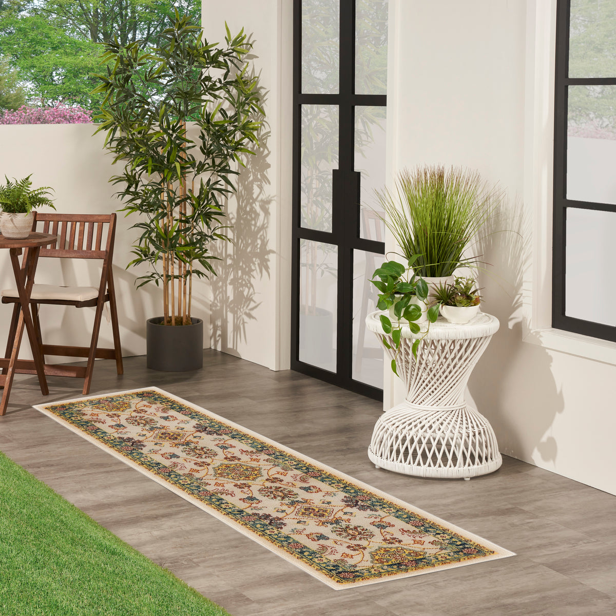 Nourison Essentials NRE05 Ivory Gold Rug