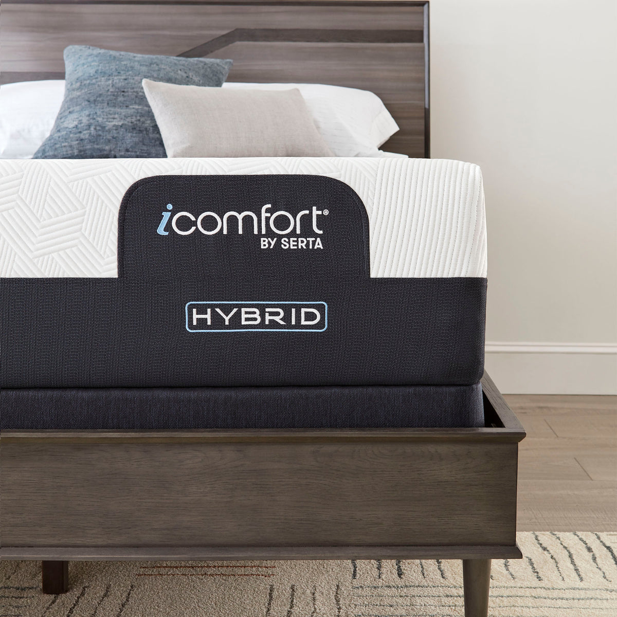 iComfort CF 3000 13" Hybrid Medium Mattress