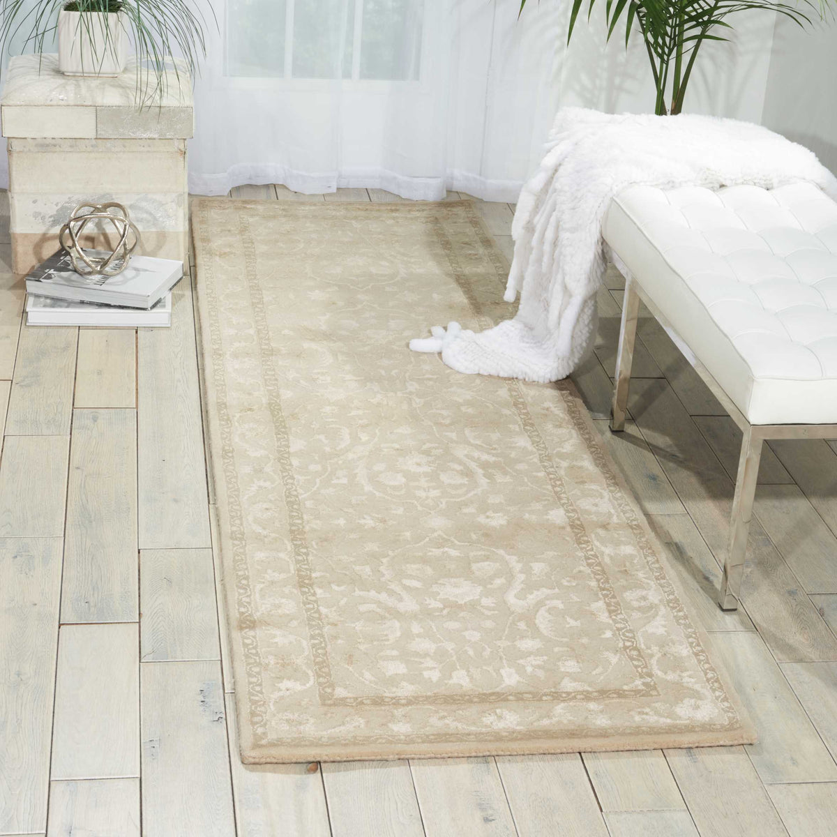 Symphony SYM03 Ivory Rug