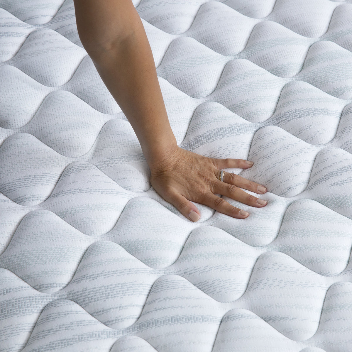 Harmony Cliffside Bay 12" Firm Mattress
