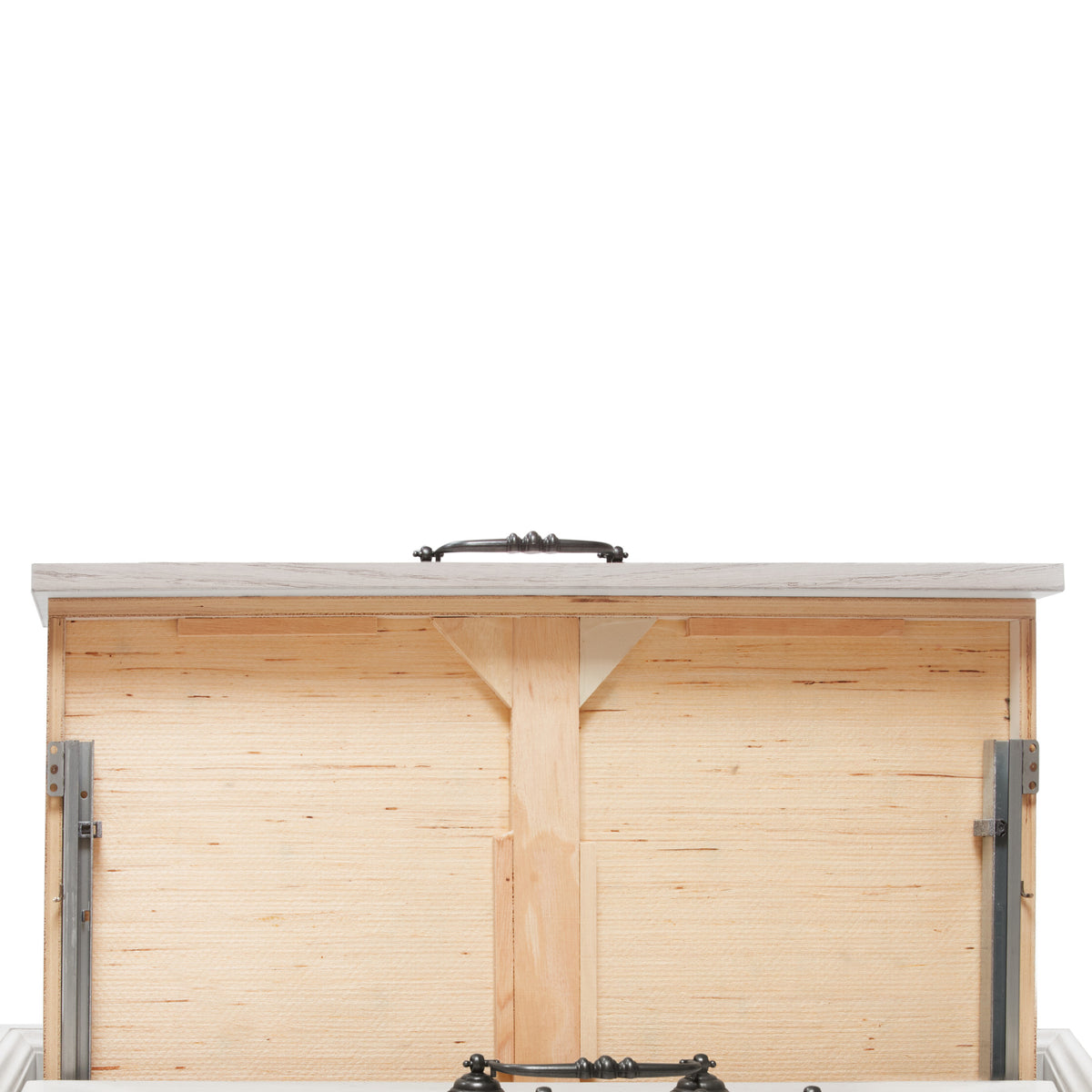 Arlington Chest