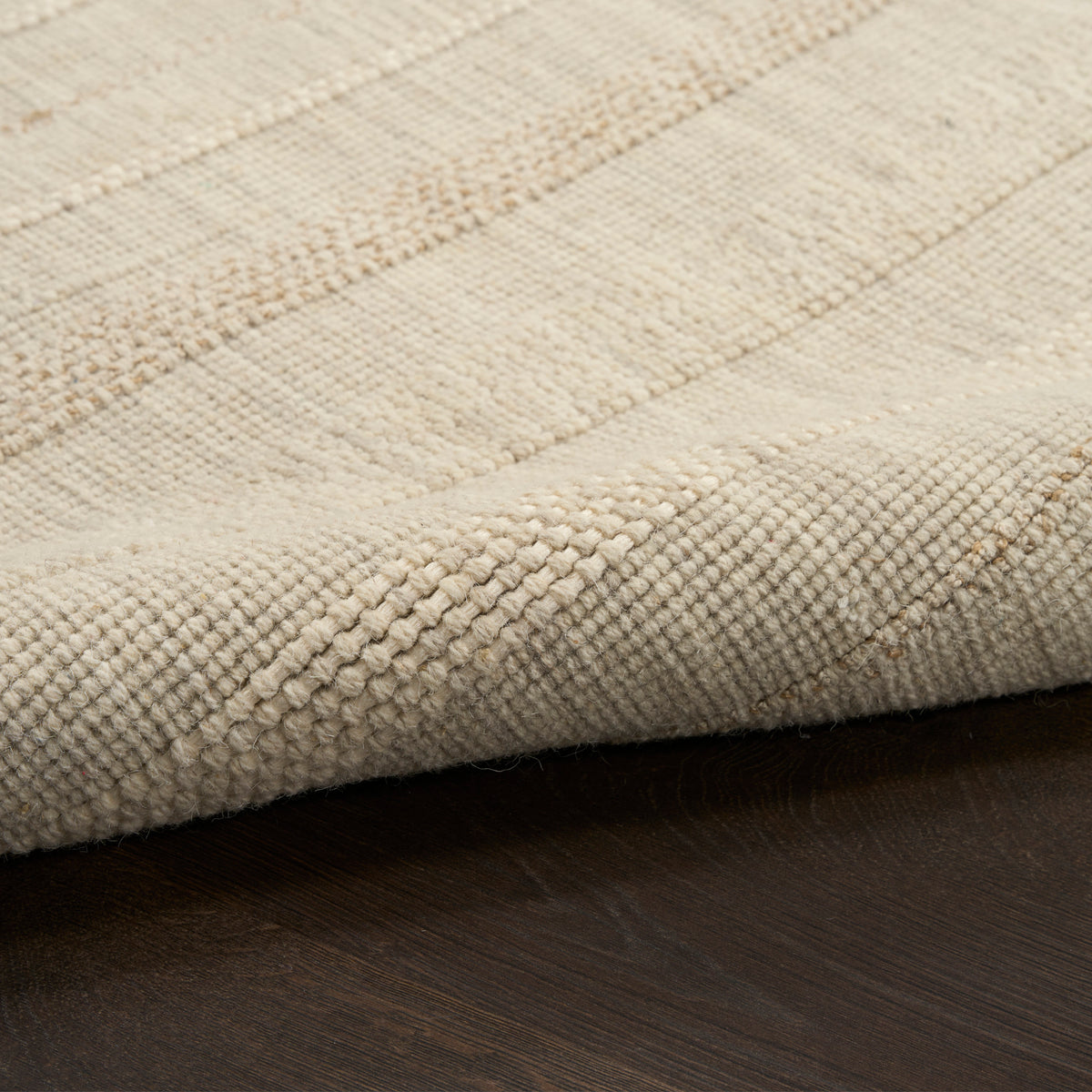 Embrace EMB01 Ivory Rug